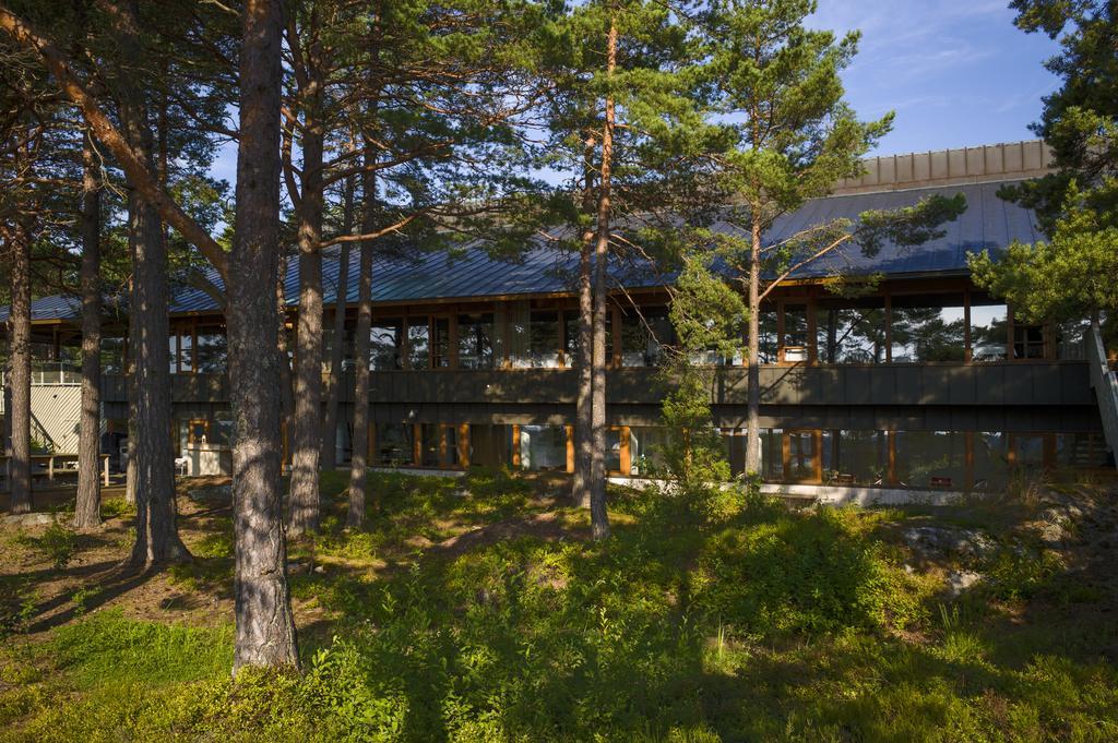 Djuroenaeset Hotell & Konferens Djurhamn Εξωτερικό φωτογραφία