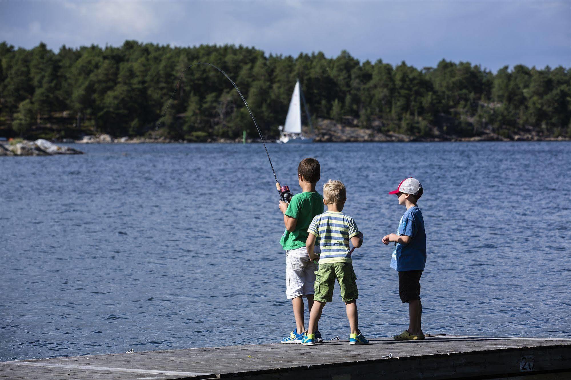 Djuroenaeset Hotell & Konferens Djurhamn Εξωτερικό φωτογραφία